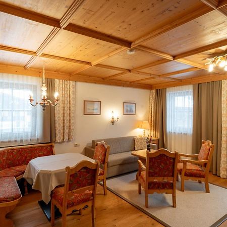 Haus Garden Bed and Breakfast Ellmau Buitenkant foto